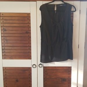 Eloquii 16w silky sleeveless blouse elastic waist